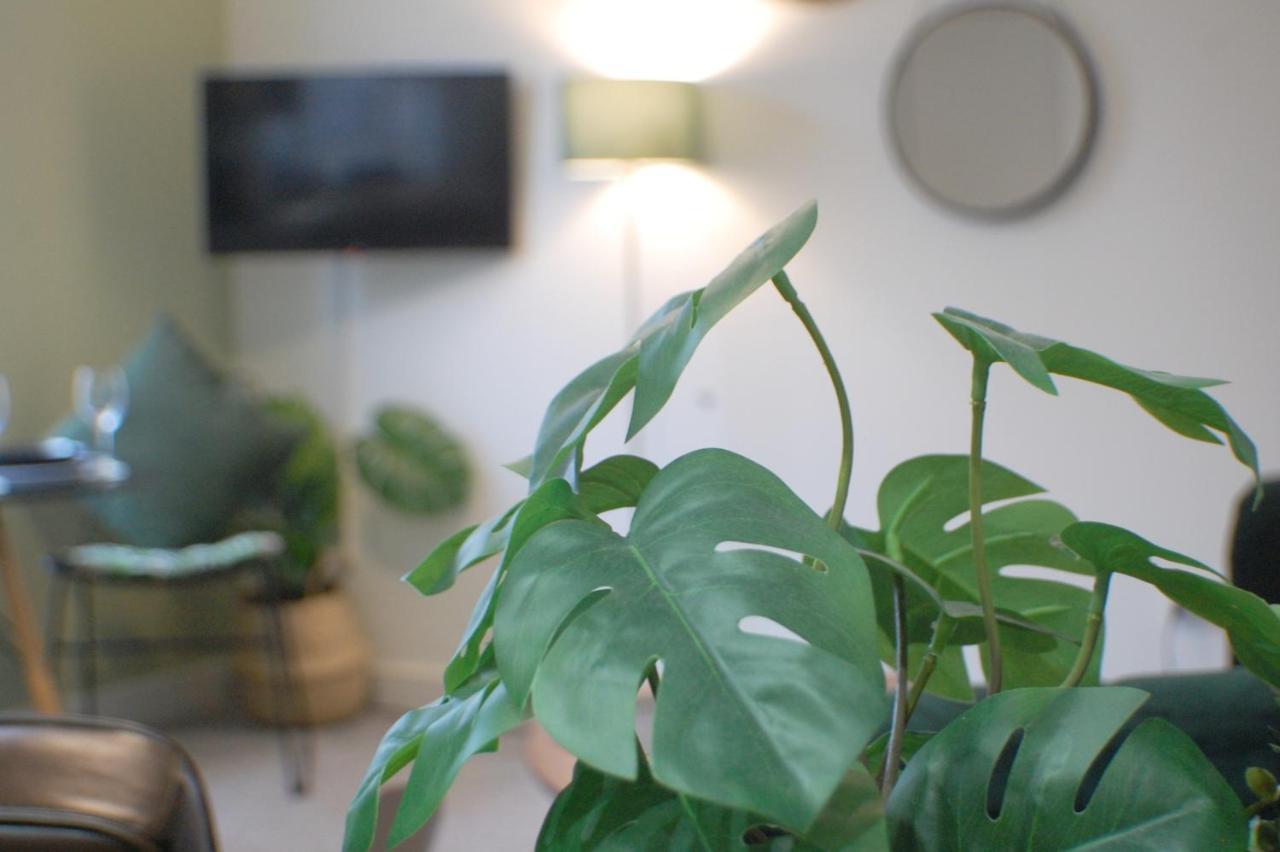 Townhouse With Private Parking Villa Йорк Екстериор снимка